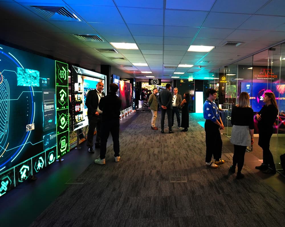 LED Studio display facility interior photo.